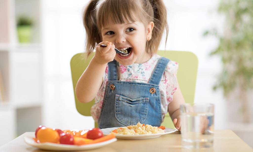 Children need healthy foods for the proper functioning of their bodies and brain