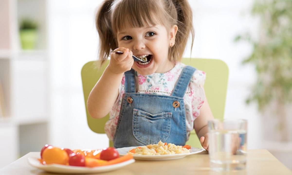 Children need healthy foods for the proper functioning of their bodies and brain