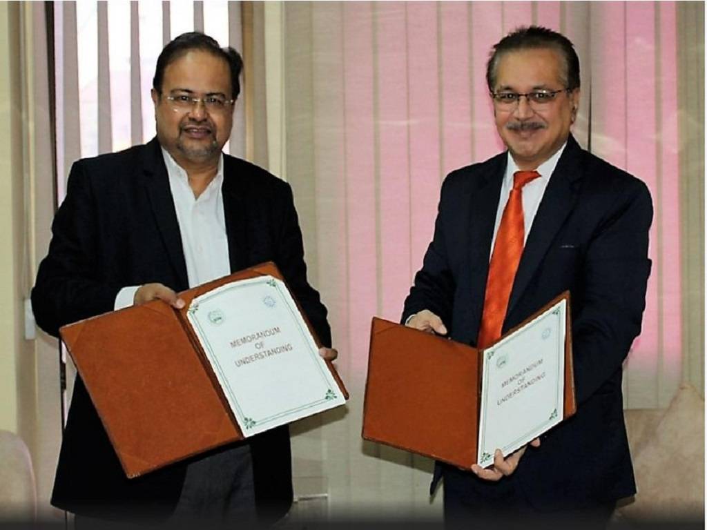 The agreement was signed in New Delhi by IIM-K Director Debashis Chatterjee and AARDO Secretary-General Manoj Nardeosingh