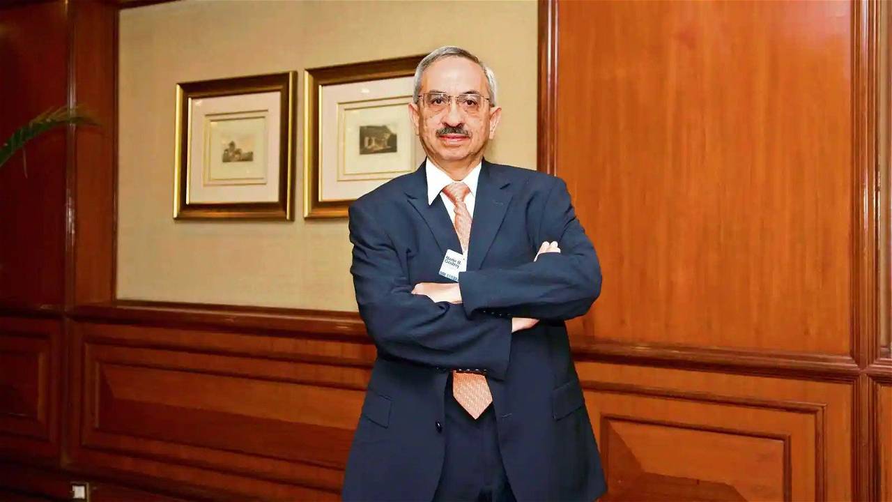 Mr. Nadir Godrej