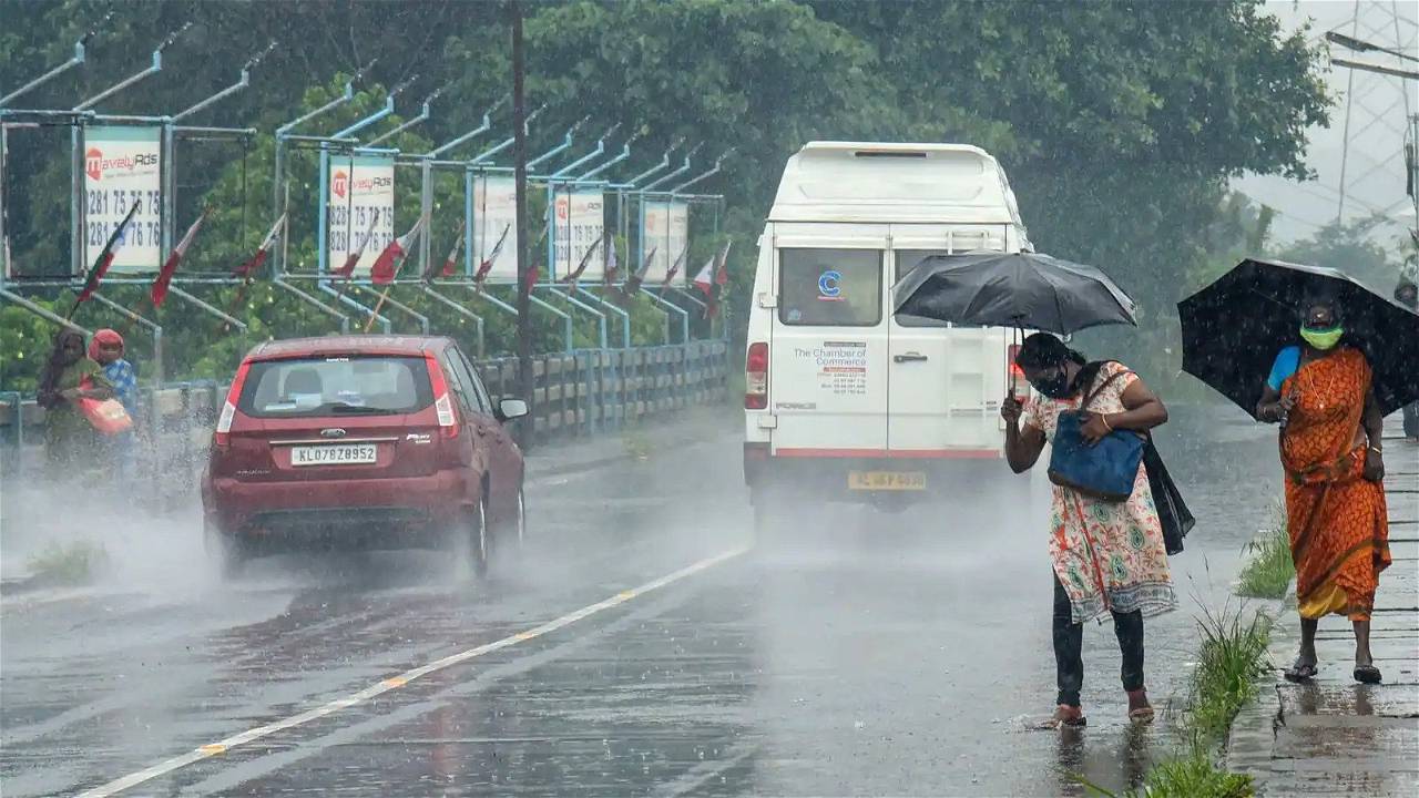 IMD: North Central India to See Two More Days of Rain, Heatwaves Continue in These States