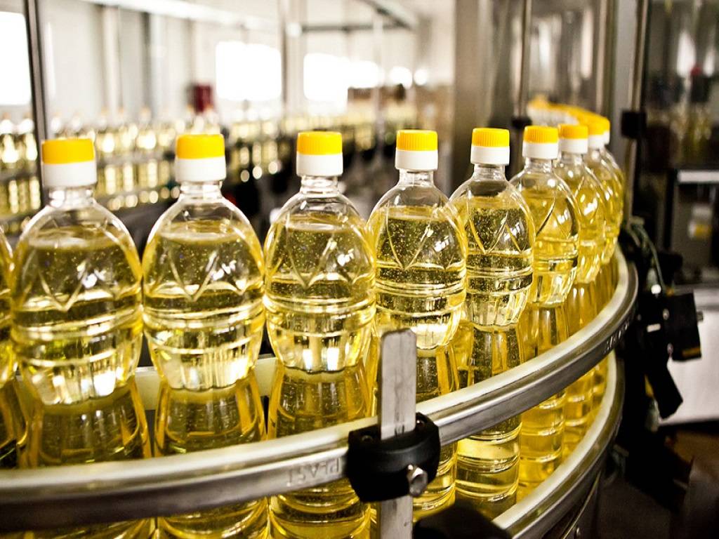 Central Government Raids Several States for Hoarding Edible Oil