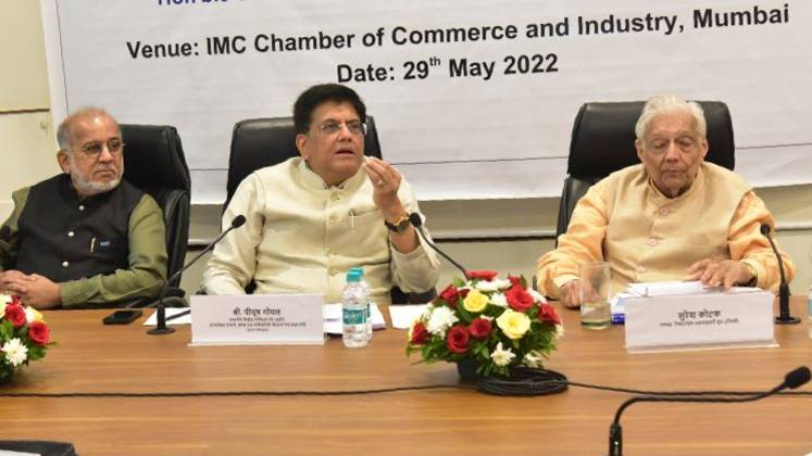 Piyush Goyal in Meeting with Textile Advisory Group