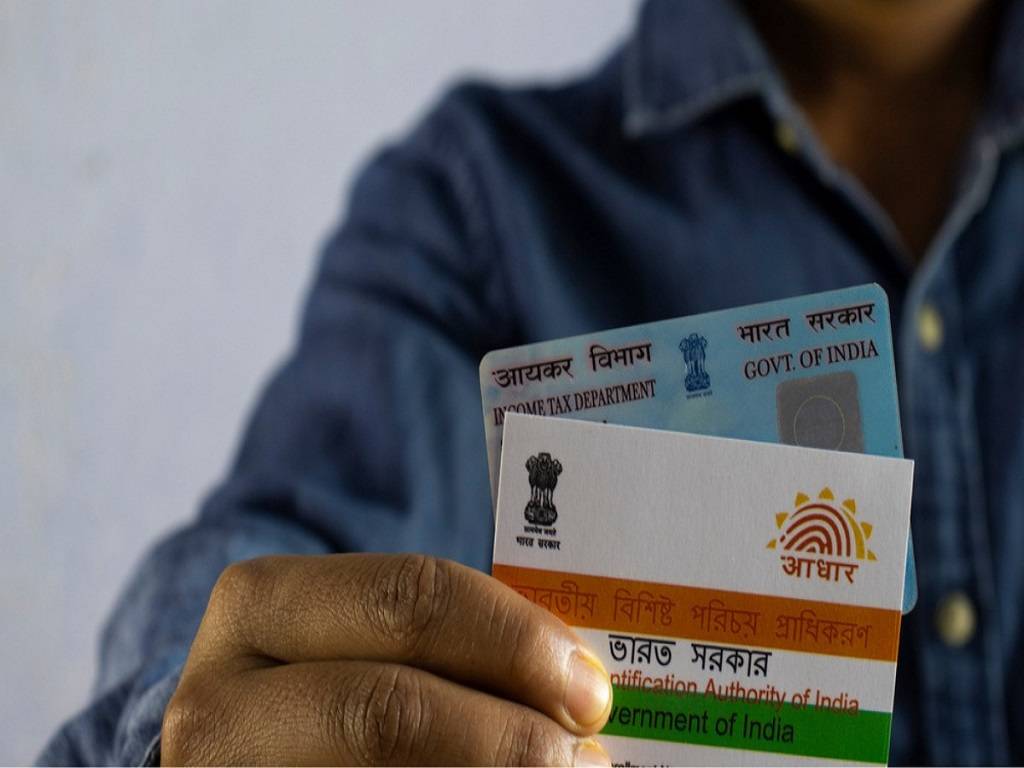 Double Penalty to be Charged for Not Linking PAN-Aadhar Card Before This Date