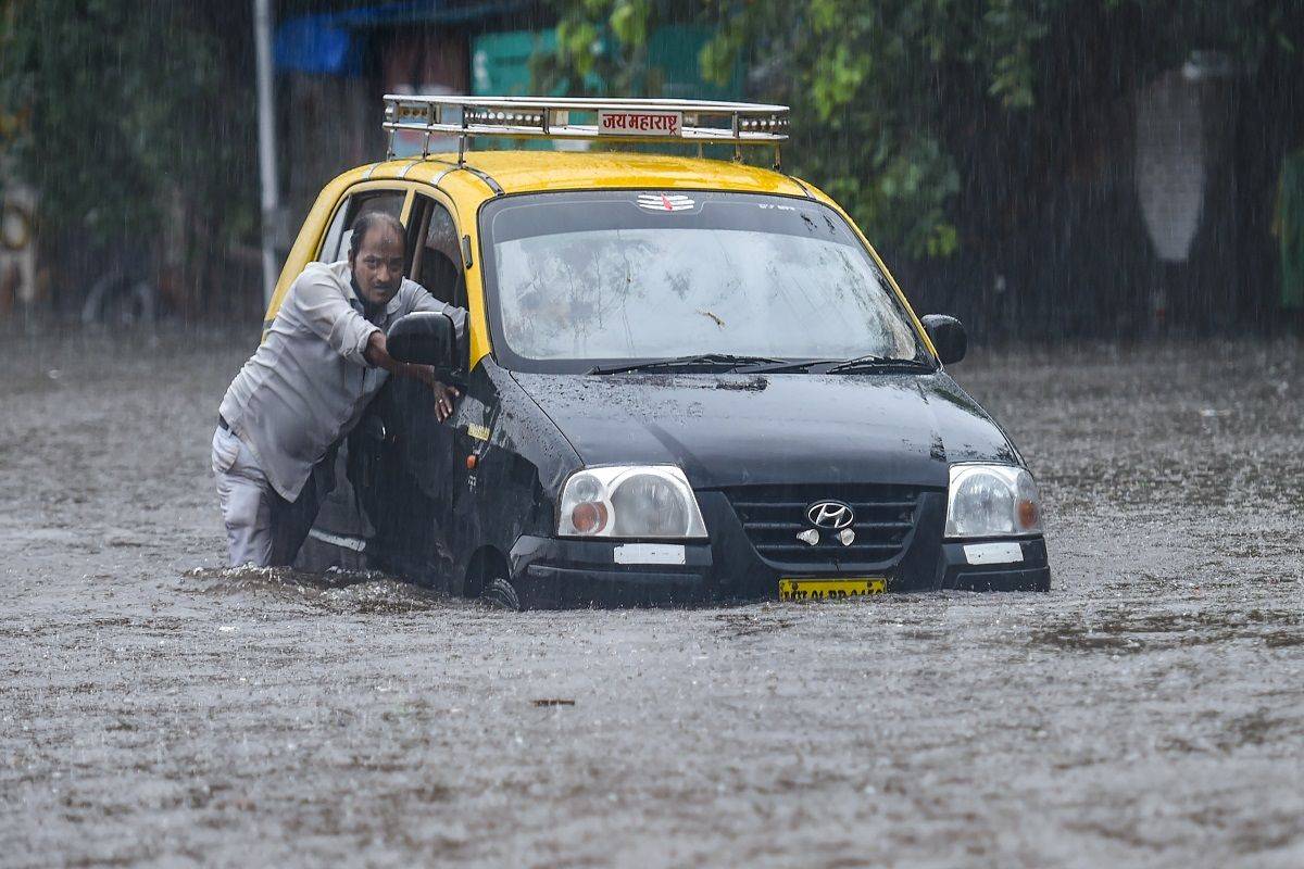 The Southwest Monsoon has advanced into further areas of Marathwada, Karnataka, Rayalaseema, and Tamil Nadu, to name a few.