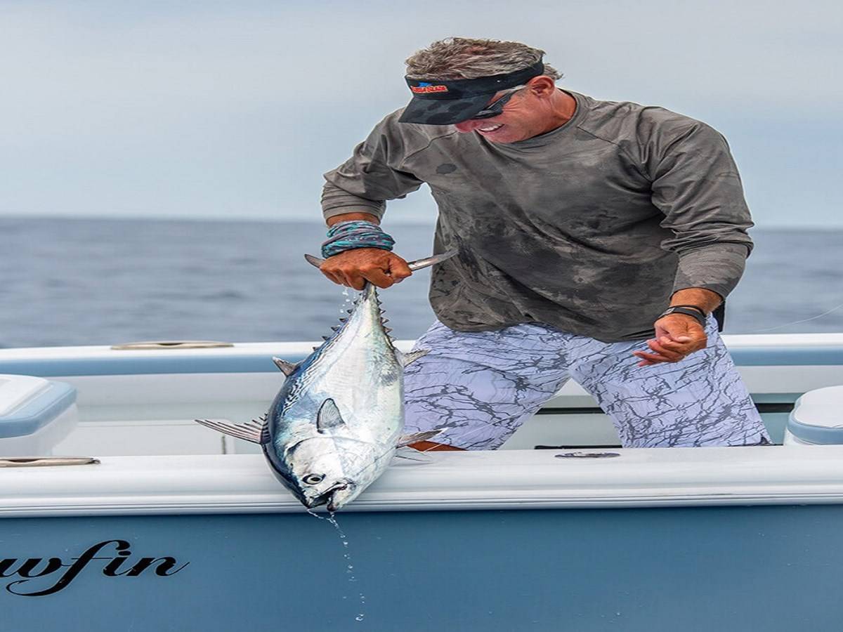 Know the Differences Between Offshore Fishing and Inshore Fishing