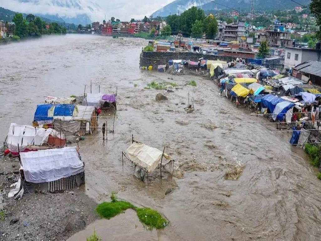 At least five cattle were washed away in flash floods in the Manikaran valley.