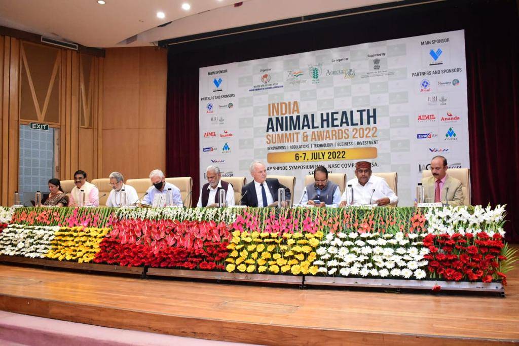Parshottam Rupala at India’s First Ever Animal Health Summit 2022