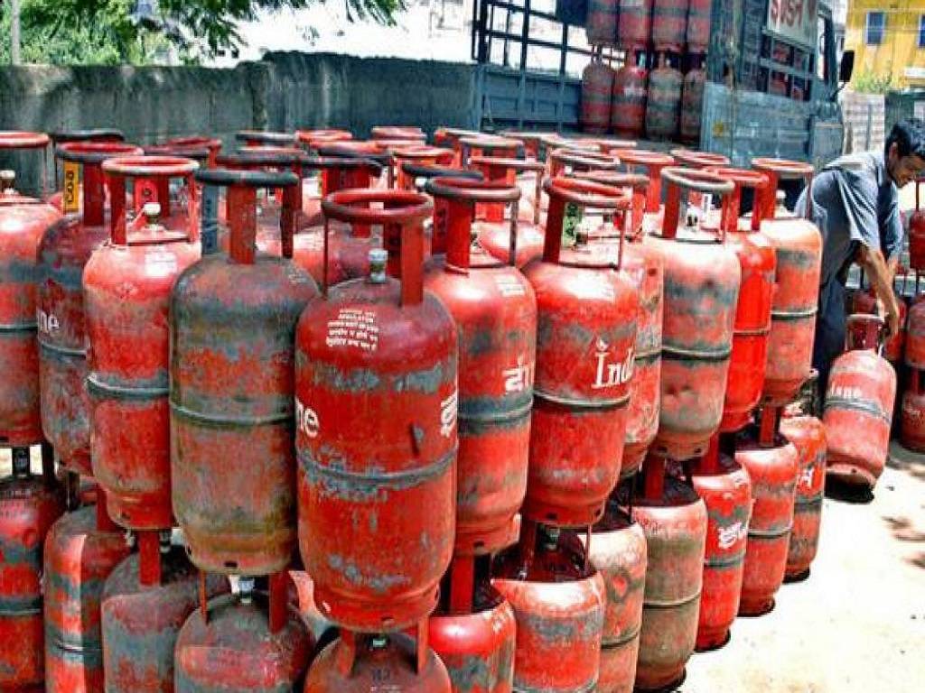 government-is-providing-lpg-subsidy-to-these-people