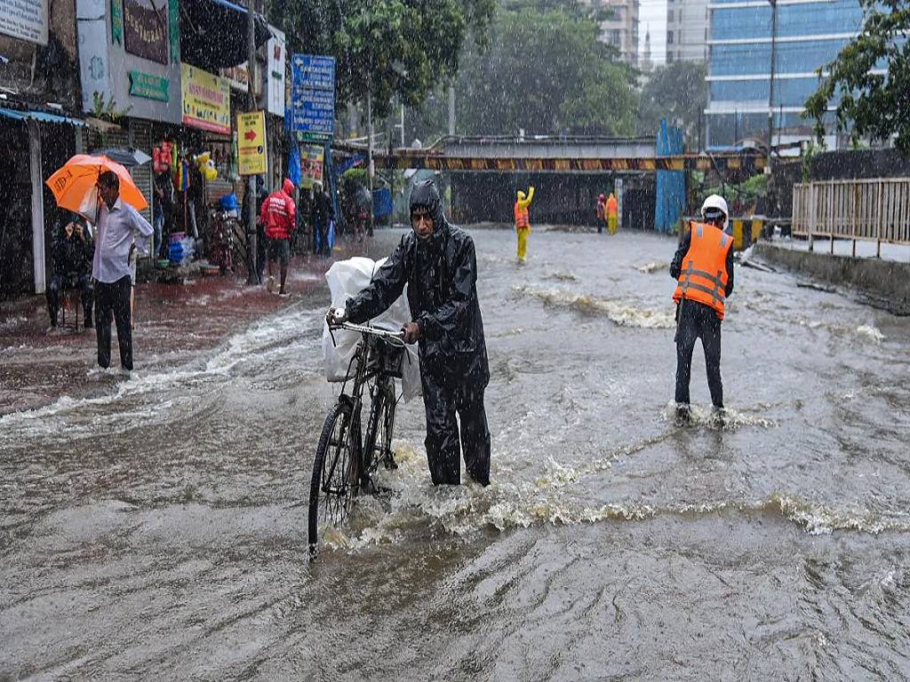By July 19 and 20, rain may become more intense over west Uttar Pradesh. From July 21 or 22, Punjab, Haryana, as well as some areas of Delhi NCR, will get heavy rain.