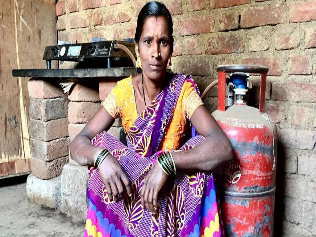 PMUY beneficiaries' per capita consumption climbed from 3.01 in FY20 to 3.66 in FY22