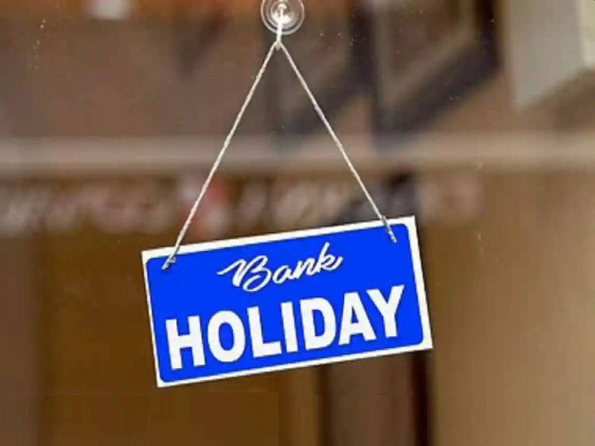The Negotiable Instruments Act, Holidays, Real-Time Gross Settlement Holiday, and Banks' Closing of Accounts are the four categories under which the Reserve Bank of India (RBI) determines the bank holidays.