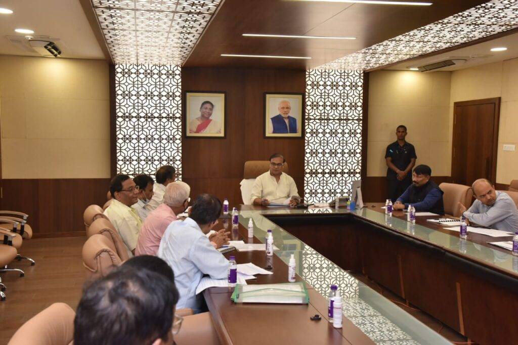 Assam Chief Minister Himanta Biswa Sarma met with the Agriculture Commission.