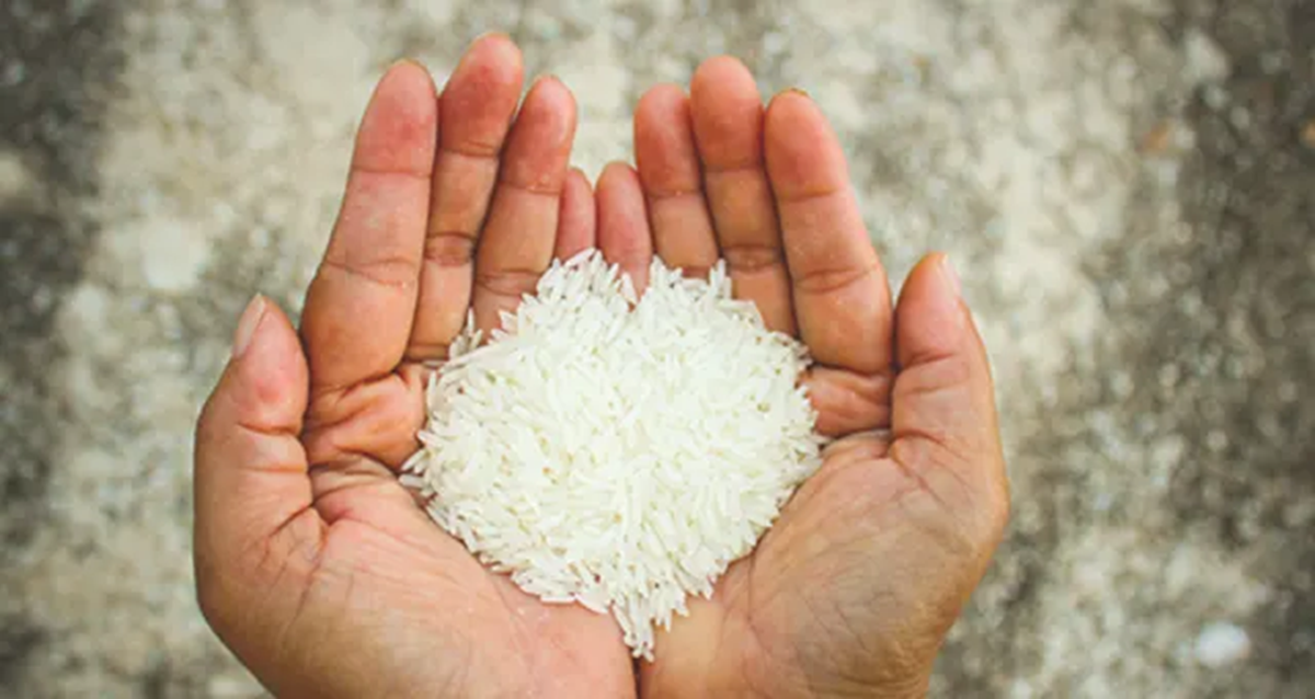 Concerned about the possibility of losing approximately 5 litres of paddy that had become soaked in water, the State Government approached the Centre, asking if it could supply fortified parboiled rice to the Food Corporation of India (FCI).