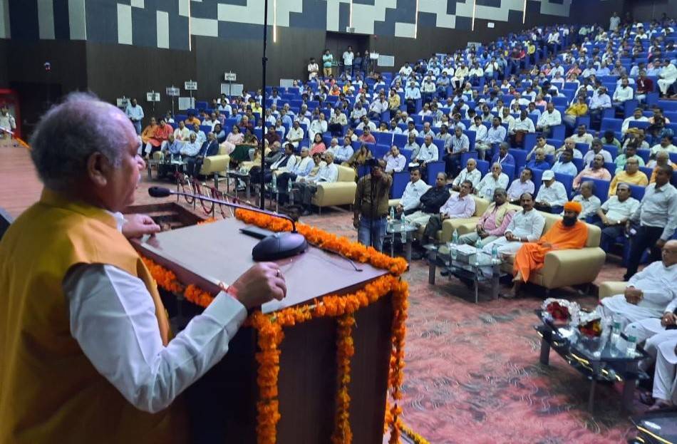 Narendra Singh Tomar at 11th National Seed Congress at Rajmata Vijayaraje Scindia Agricultural University
