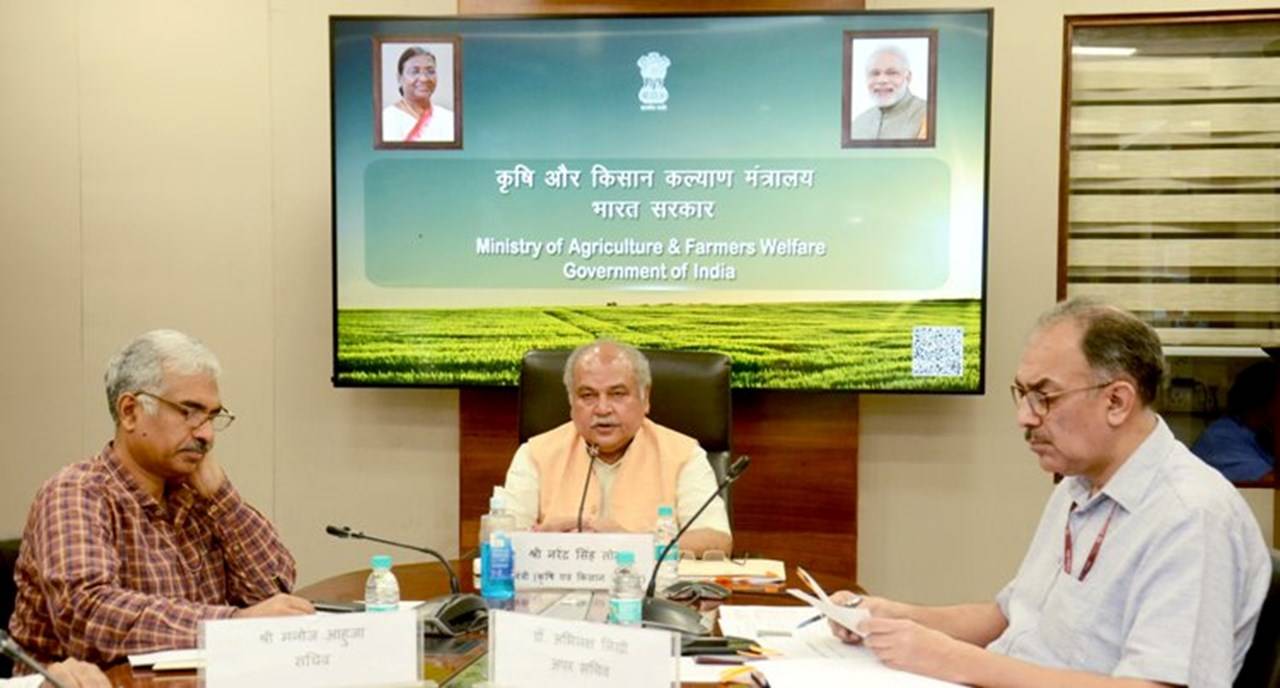 Agriculture Minister Narendra Singh Tomar in Review Meeting