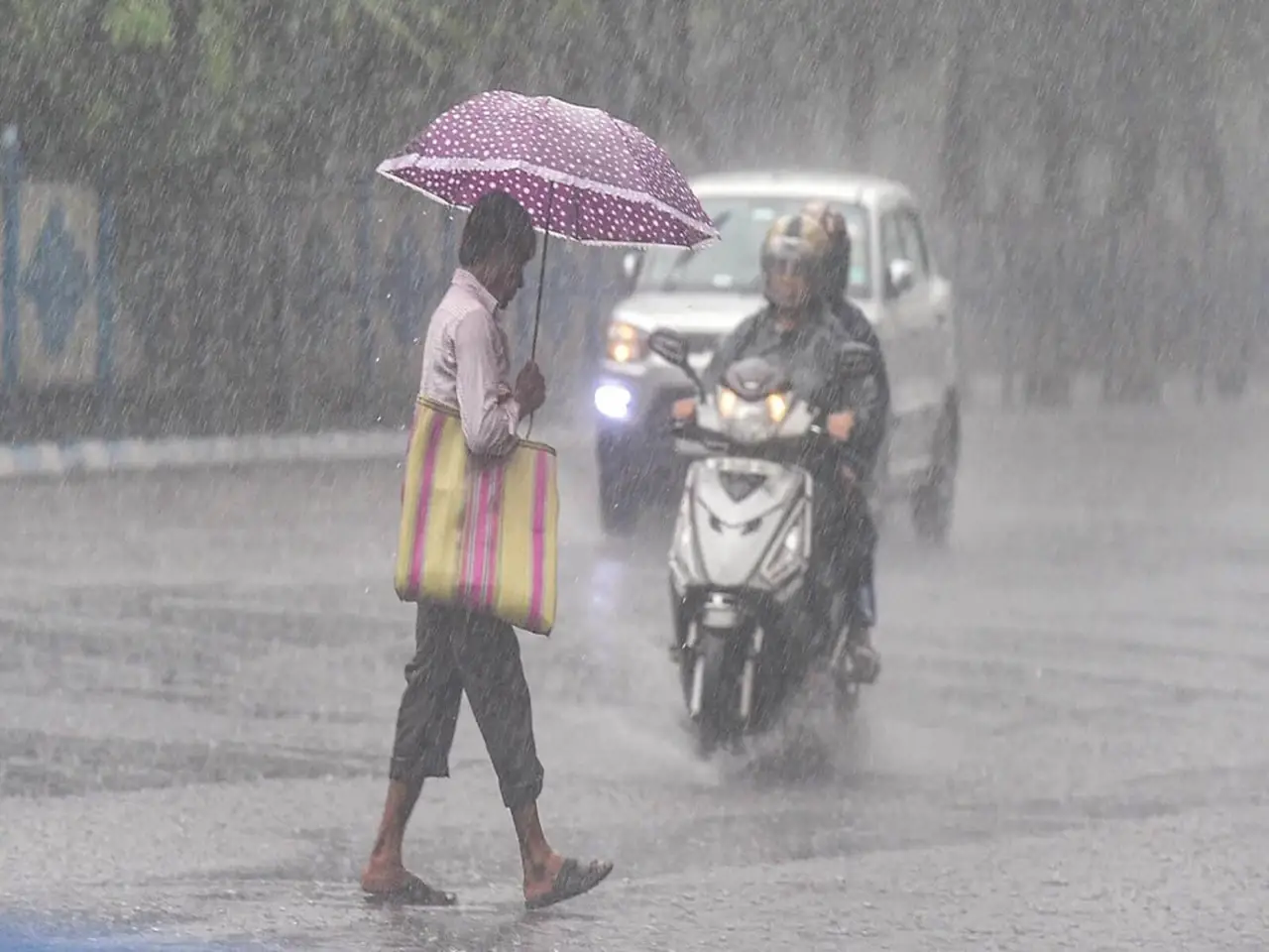 The national capital is likely to experience generally cloudy with spells of sunshine rainfall during the coming days, according to an IMD advisory.