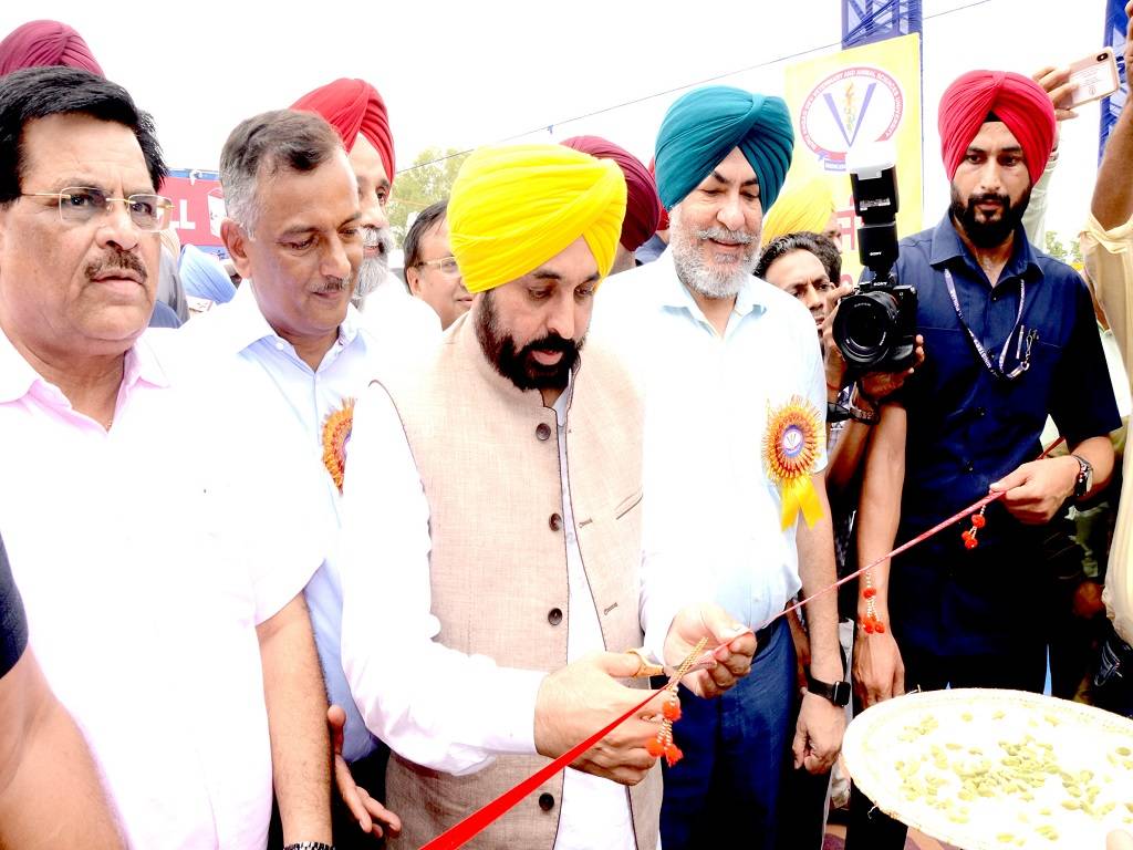 Bhagwant Mann, CM Punjab inaugurating Pashu Palan Mela