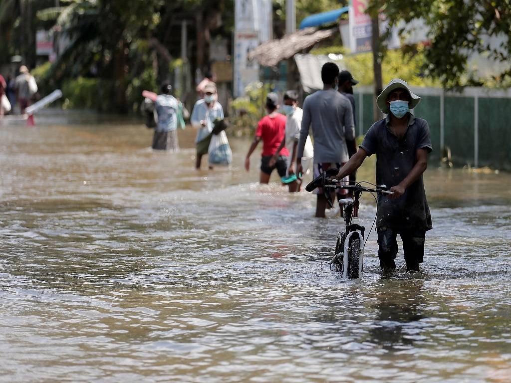 IMD predicts heavy rainfall with thunderstorm and lightning over the states mentioned in this article.