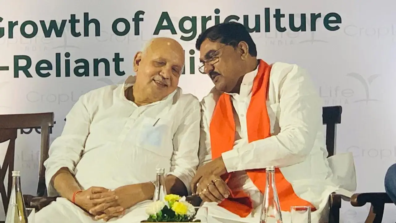 DISCUSSION BETWEEN STATES: Surya Pratap Shahi, Agriculture Minister, Govt of Uttar Pradesh and Kamal Patel, Agriculture Minister, Govt of Madhya Pradesh at CropLife's 42nd AGM at Hyatt