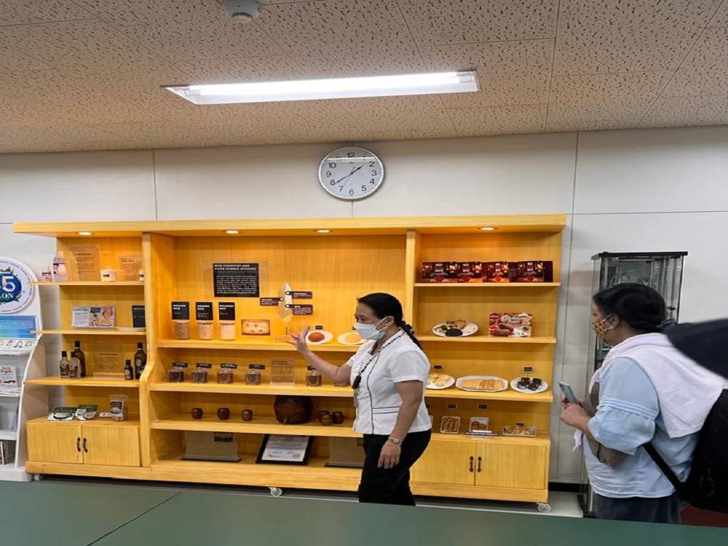 Participants were shown different rice-based products displayed at the Rice Museum