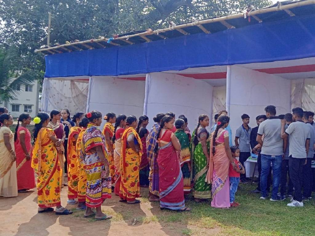 Huge number of female farmers can be seen at the event