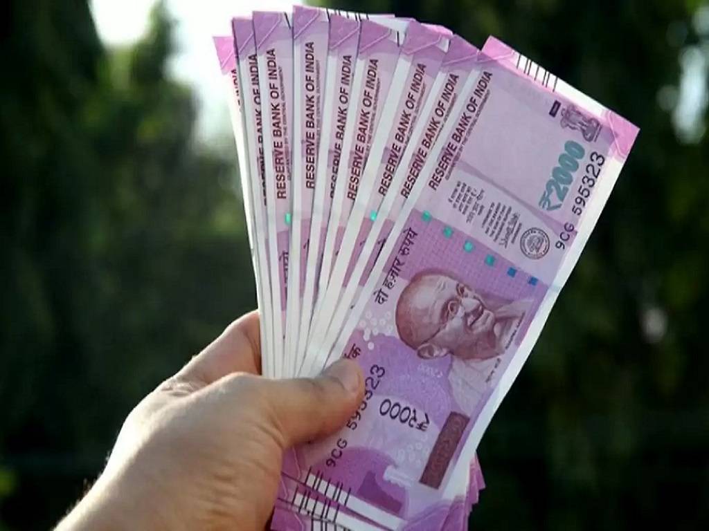 Beginning on July 1, 2022, Central Government employees and pensioners would each be eligible for increased amounts of Dearness Allowance and Dearness Relief.