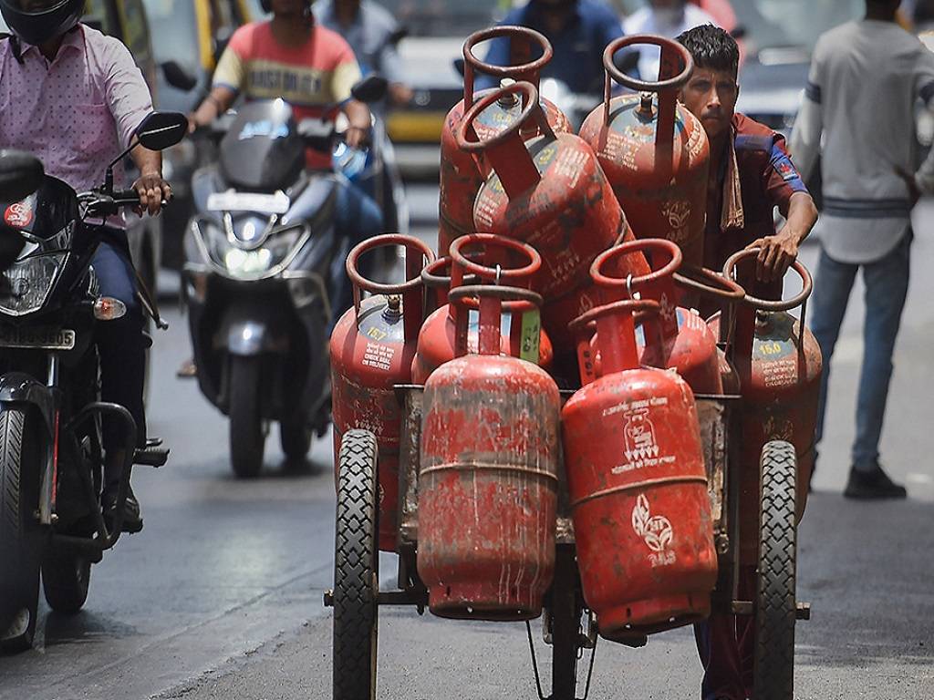A 19 kg commercial LPG cylinder will now cost Rs 1,744 instead of Rs 1,859 in Delhi