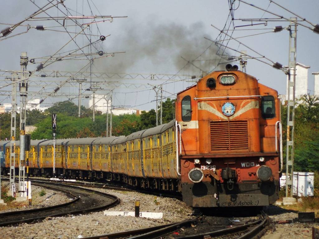 Passengers can book the tickets only if they link their Aadhar card with IRCTC.