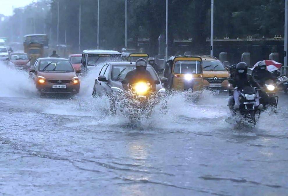 MD predicts extremely heavy rain for North Coastal Tamil Nadu, including Chennai and Puducherry.