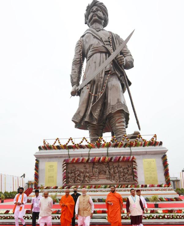 kempegowda statue