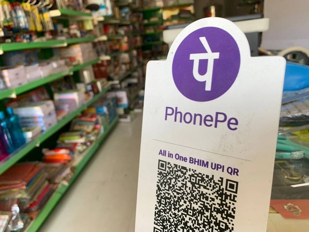 PhonePe users can choose the Aadhaar card option on the PhonePe app for the onboarding process.