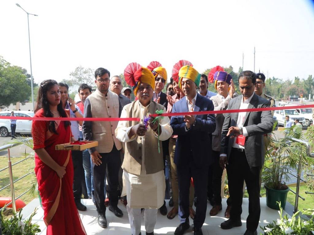 Narendra Singh Tomar and Hemant Sikka inaugrated the Mahindra’s ‘New Farm Machinery Plant’