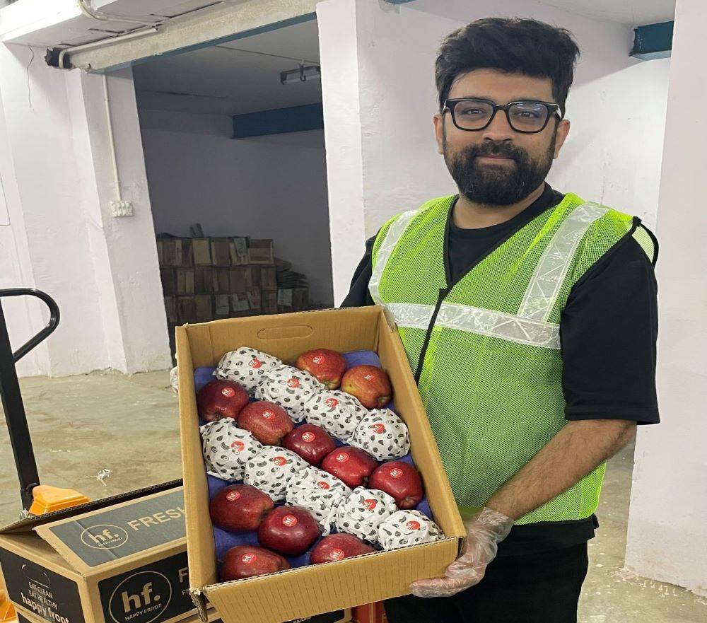 Rohit Nagdewani, Founder, Fresh From Farm is an urban farmer and home cook and launched his hydroponic farming enterprise in 2018.