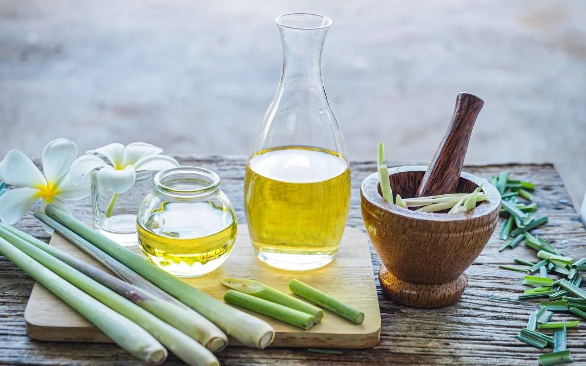 7 Unknown Benefits of Lemongrass Essential Oil