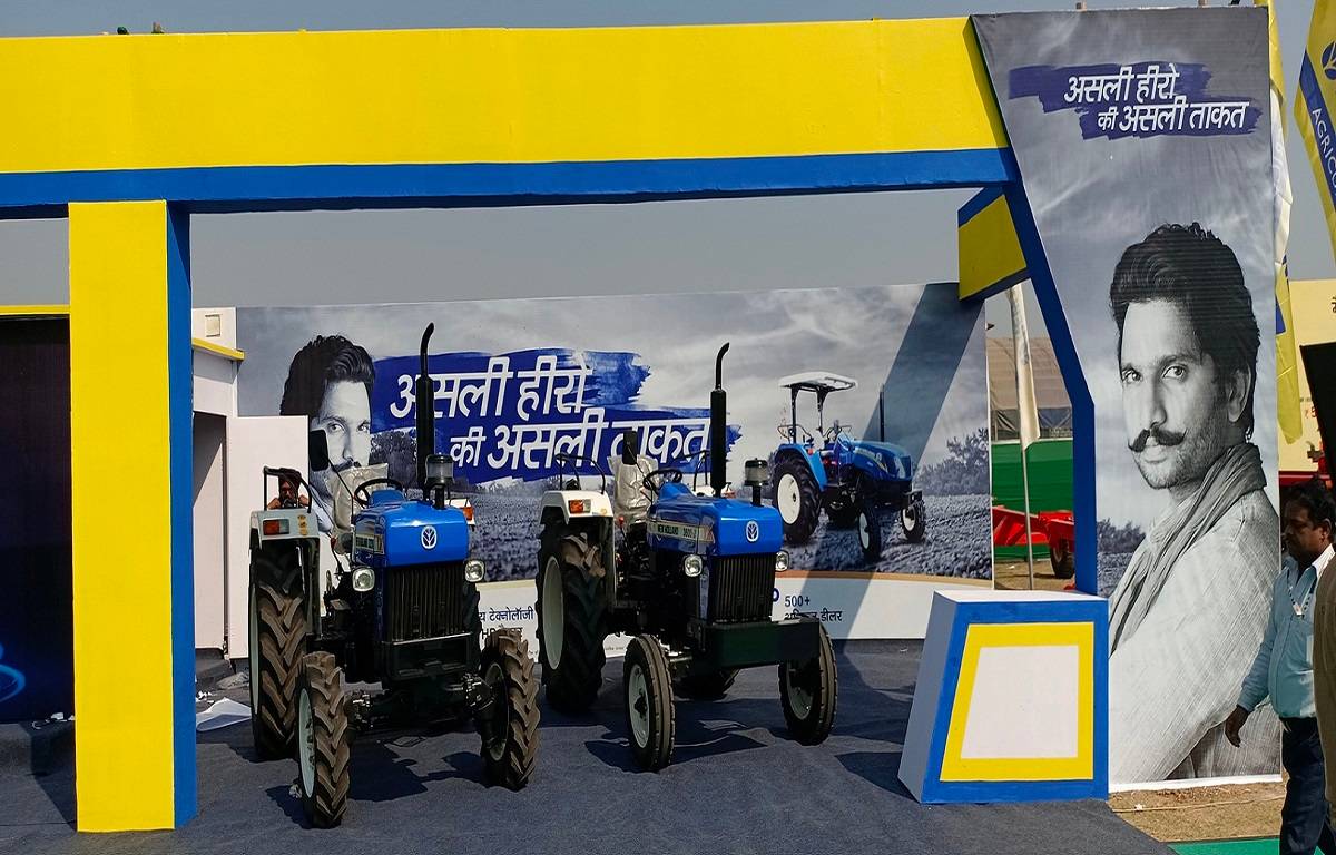 At the exhibition, New Holland Agriculture is displaying four of their flagship tractors: 5510, 3600-2 TX Super, 3230 TX Super, and Blue Series SIMBA 30