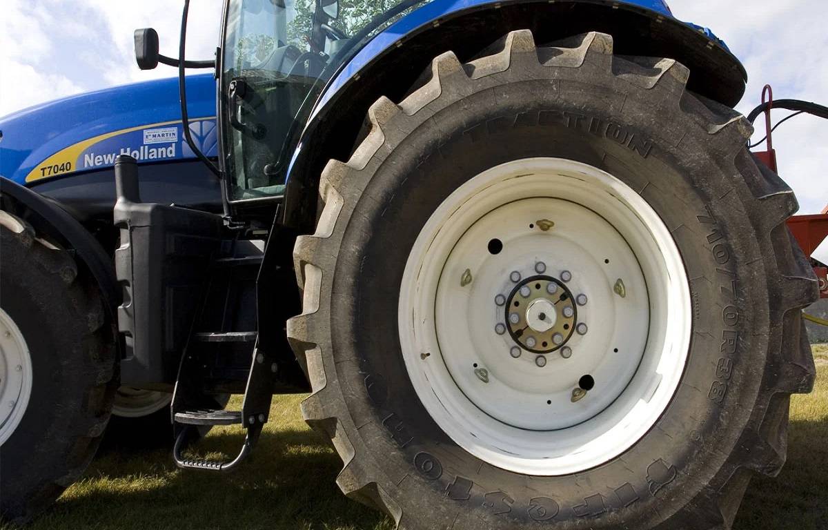 Agricultural tractor tyres are specifically designed to work along with tractor models that are built for farming purposes