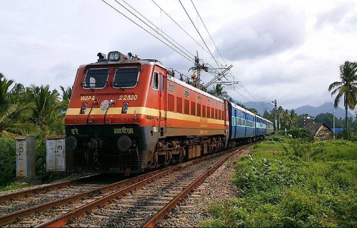 Holi Special trains will be run by the Indian Railways
