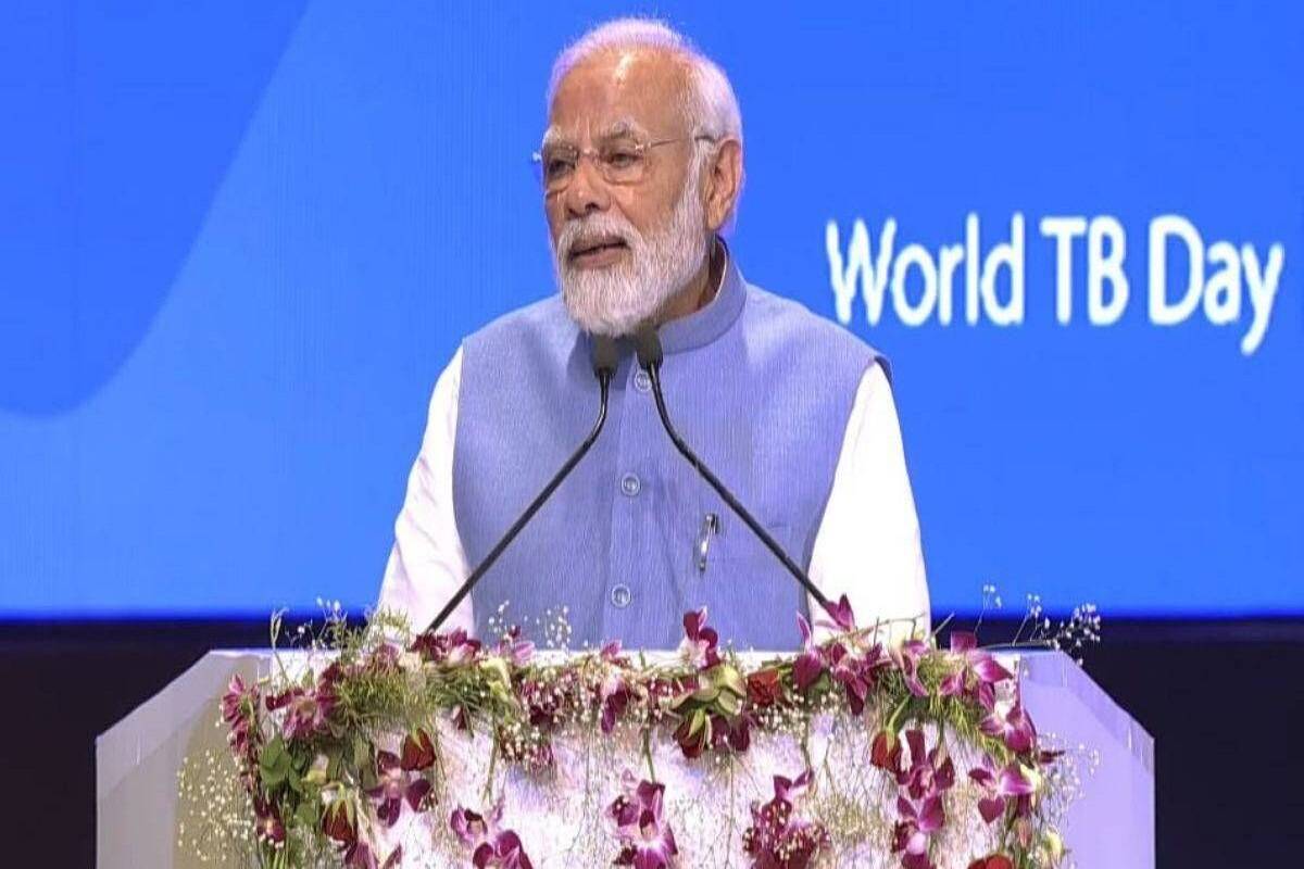 PM applauded & awarded states, territories, and districts for their efforts to eradicate tuberculosis