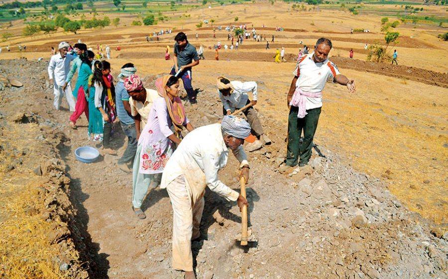 Govt Increases Daily Wage Rates Under MNREGA By Up To 10.4% For FY24