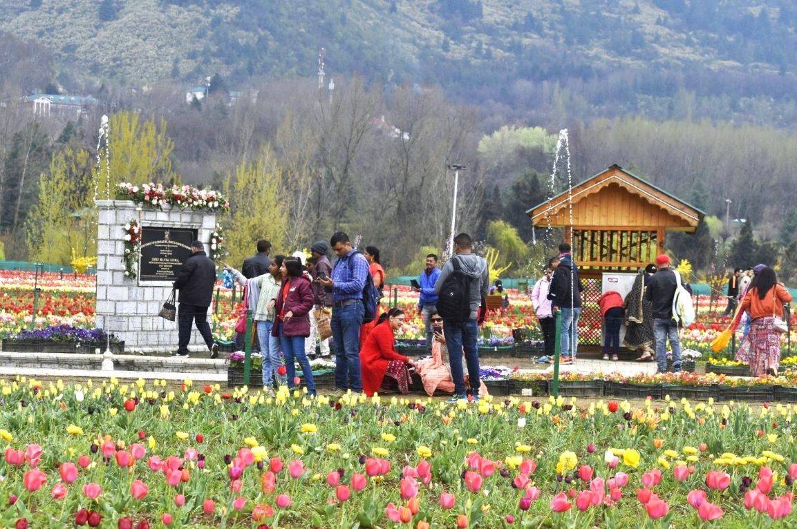 Around 26 lakh visitors visited Kashmir last year, and the numbers this year are also looking promising