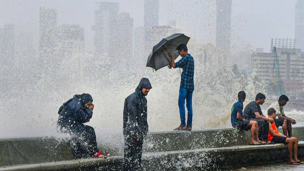 Intense Heatwave Alert for West Bengal & Bihar: Eastern India to Expect Relief from Rains Starting April 21