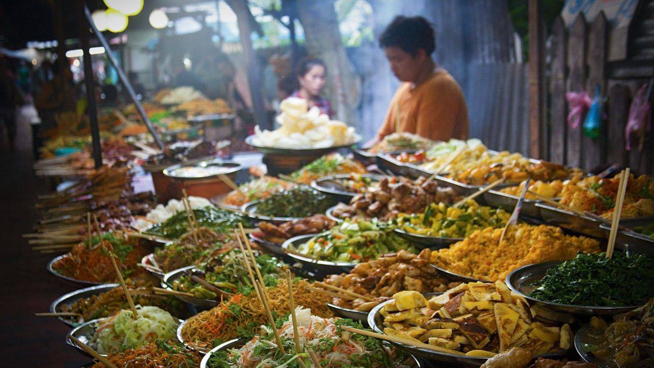 Health Ministry Proposes 100 Food Streets Nationwide to Promote Hygienic & Safe Food Practices