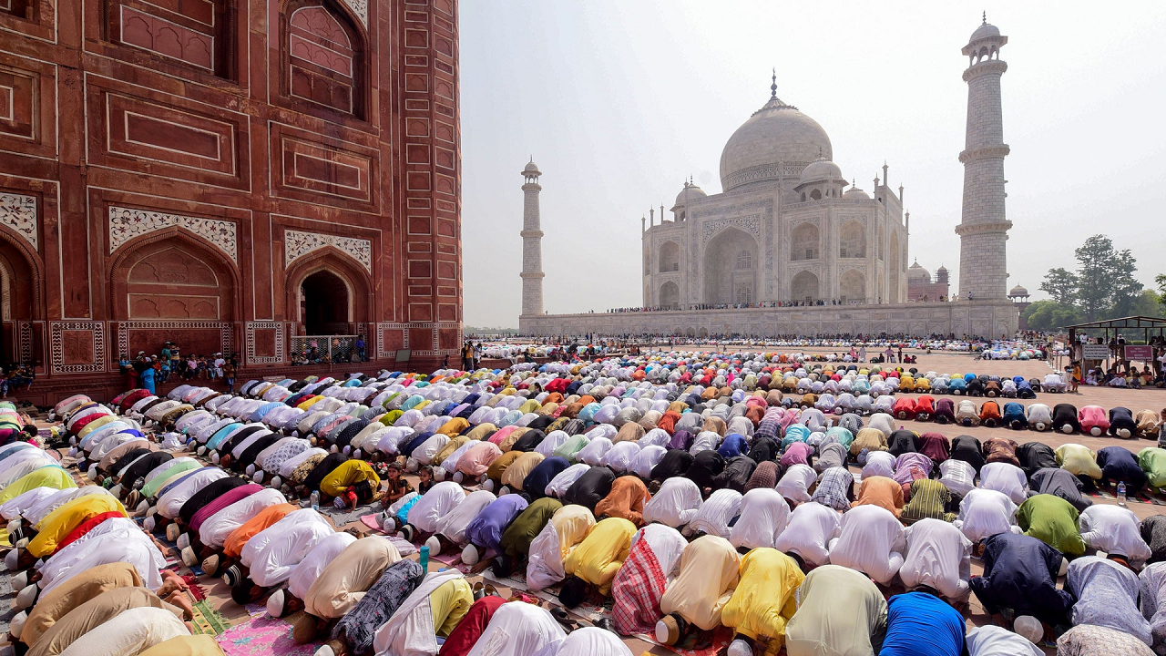 Source: History.com; Muslims praying to Allah on the occasion of Eid-Ul-Fitr