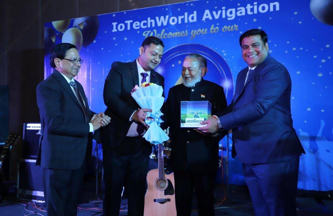 RG Agarwal, Chairman of Dhanuka Agritech Ltd. was welcomed on the 6th Foundation Day of IoTechWorld