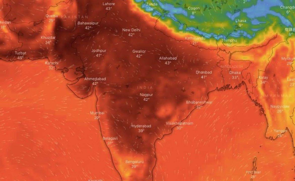 IMD Predicts More Heatwave Days & Below Average Rainfall for India in May
