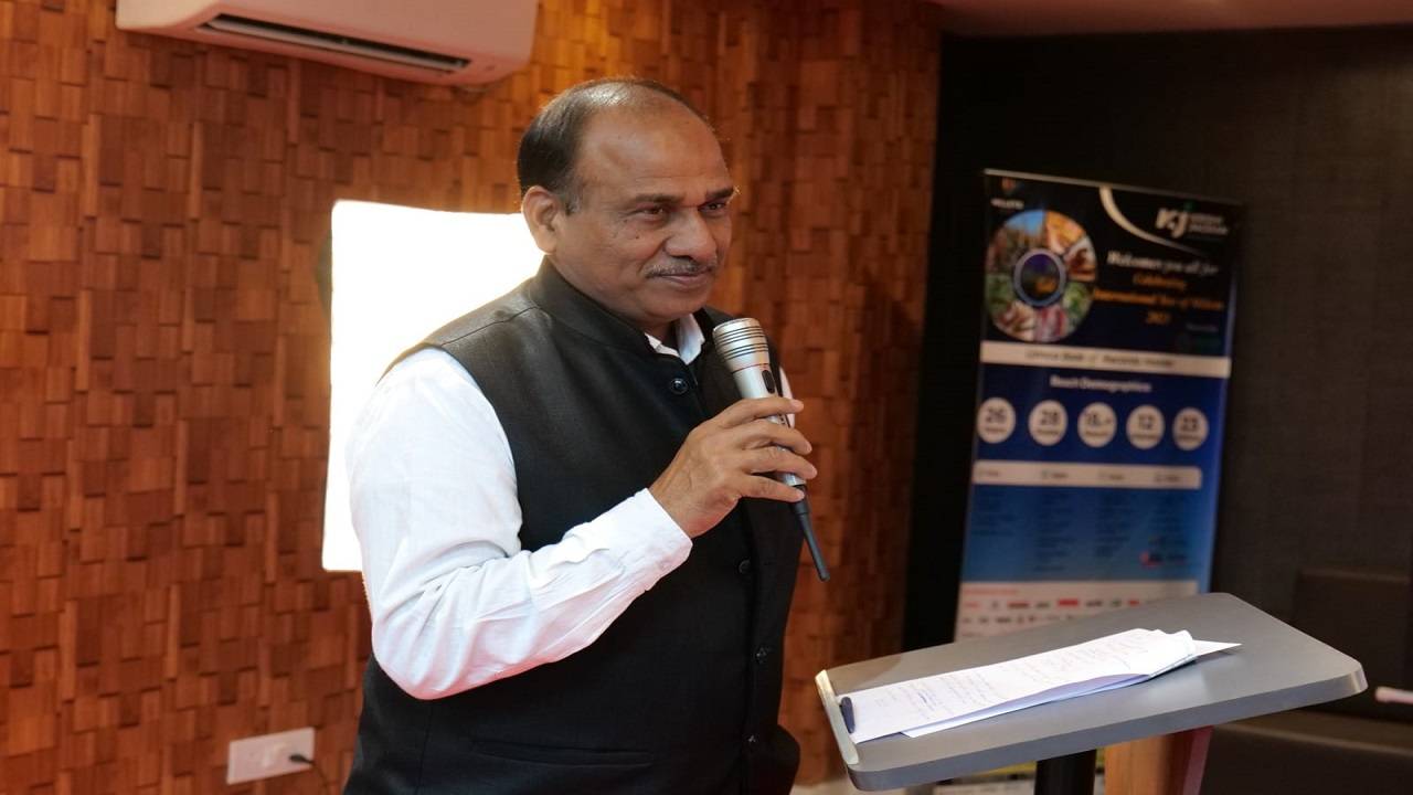 Dr R C Agarwal, DDG, Education, ICAR was the honorable chief guest of the event.