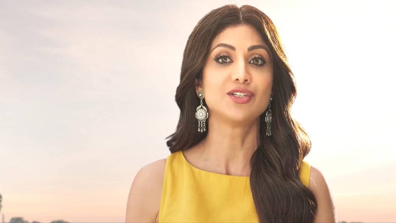 Shilpa Shetty praised the company's dedication to safe food and its efforts to connect farmers with consumers. (Image Courtesy- Twitter)