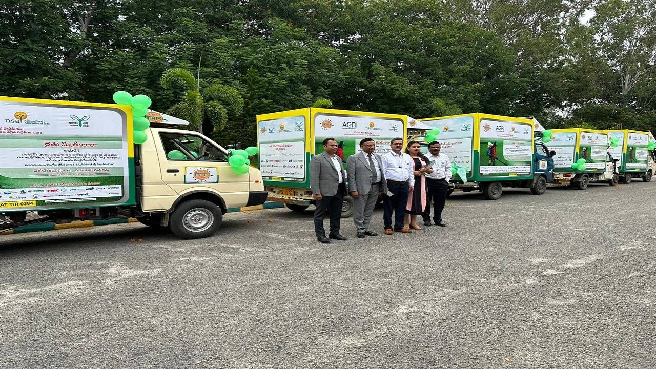 ACFI Team with mobile vans which were flagged off for raising agri-input awareness for higher yields and farmer income.