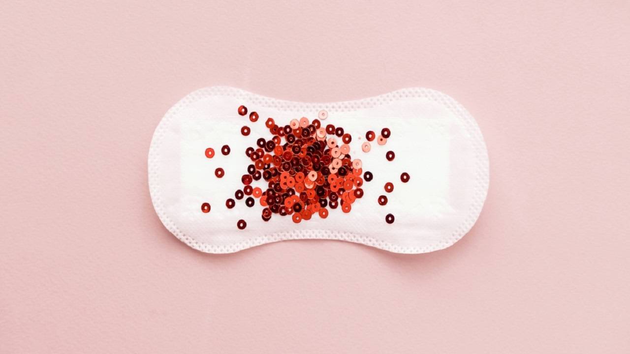 Small benign growths on the uterine lining known as uterine polyps can contribute to heavy or prolonged menstrual bleeding.